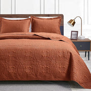 Lightweight Summer Quilt - Soft Microfiber Bedspread, Breathable & All-Season Coverlet, Modern Coin Pattern Bedding for Bedroom & Guest Room