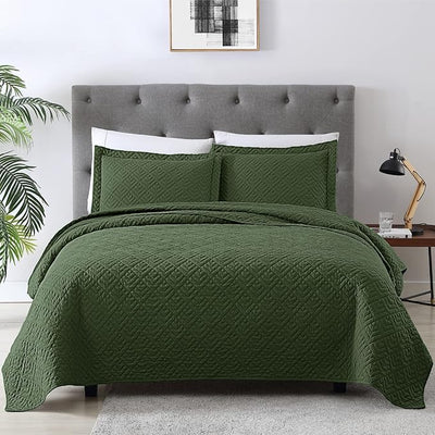 Modern Olive Green Quilt Set - Full/Queen Size 3-Piece Bedding | Lightweight, Soft Coverlet with Square Pattern | Stylish Bedspread for Modern Bedroom Decor (1 Quilt + 2 Pillow Shams)